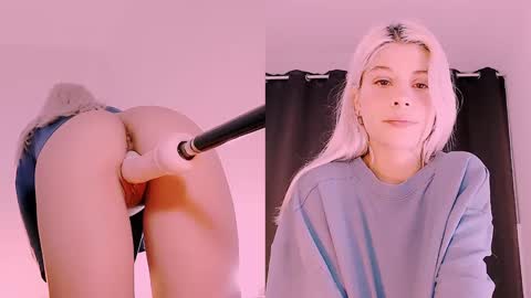 Snapshot of luckysapphire777 chatting on 12-15-24, 01:43 luckysapphire777 online show from 12-15-24, 01:43