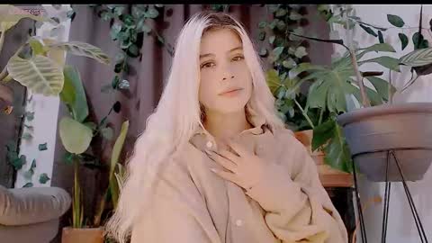 Snapshot of luckysapphire777 chatting on 10-20-25, 03:01 luckysapphire777 online show from 10-20-25, 03:01