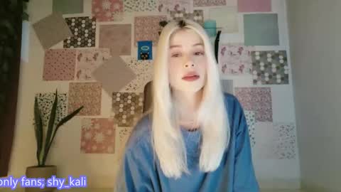 Snapshot of luckysapphire777 chatting on 12-17-25, 09:37 luckysapphire777 online show from 12-17-25, 09:37