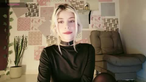 luckysapphire777 online show from 04-28-26, 07:46
