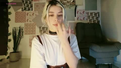 luckysapphire777 online show from 04-30-26, 11:49