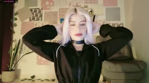 luckysapphire777 online show from 07-26-26, 12:23