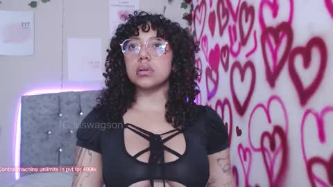 Luanis online show from 10-06-25, 11:46