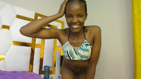 Snapshot of luckyy003 chatting on 03-11-25, 08:09 brielle online show from 03-11-25, 08:09