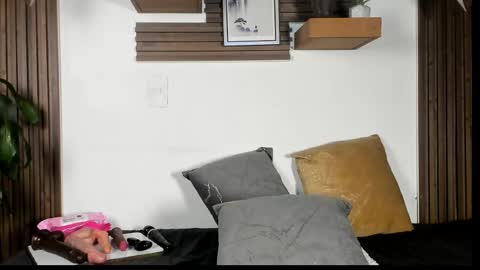 Lucy online show from 04-29-26, 02:59