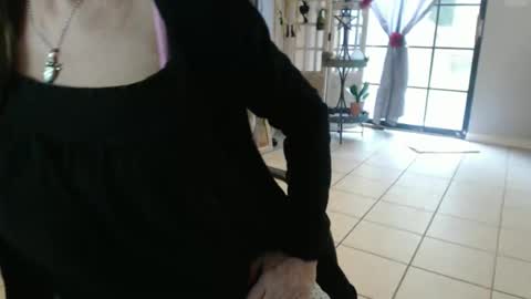 lucy_0000 online show from 05-31-26, 10:00