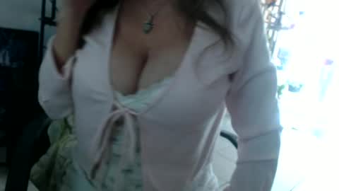 lucy_0000 online show from 06-20-26, 04:21