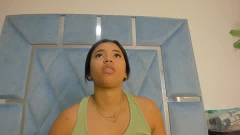 Snapshot of lucy_asm chatting on 06-07-26, 01:37 Lucia online show from 06-07-26, 01:37