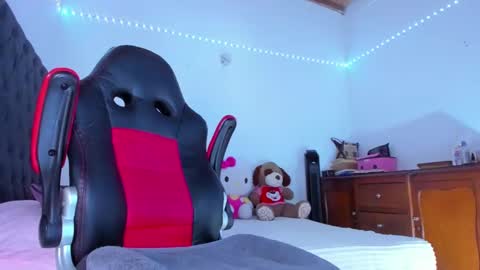 Snapshot of lucy_chanell chatting on 11-23-25, 09:14 lucy online show from 11-23-25, 09:14