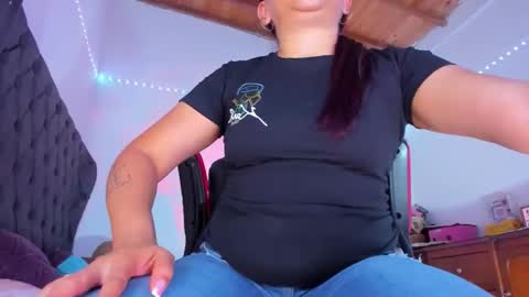 Snapshot of lucy_chanell chatting on 03-02-26, 12:46 lucy online show from 03-02-26, 12:46