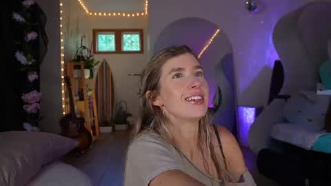 Lucy. online show from 07-31-26, 02:00