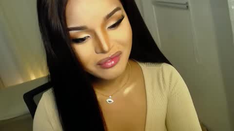    MONA    online show from 01-11-25, 04:16