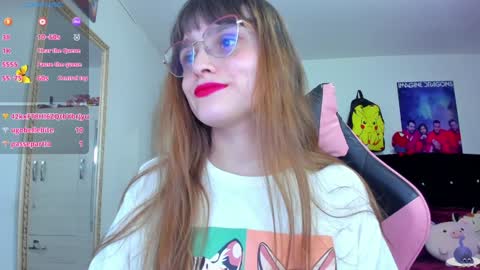 Snapshot of lucy_hess_ chatting on 01-11-25, 03:02 Lucy online show from 01-11-25, 03:02