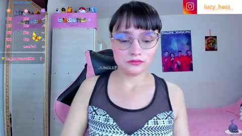 Snapshot of lucy_hess_ chatting on 01-14-26, 08:03 Lucy online show from 01-14-26, 08:03