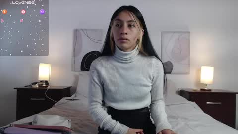 Snapshot of lucy_joi chatting on 03-01-25, 08:53 Luciana online show from 03-01-25, 08:53