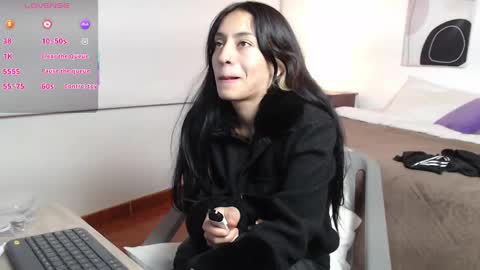 Snapshot of lucy_joi chatting on 03-11-25, 02:54 Luciana online show from 03-11-25, 02:54