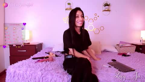 Snapshot of lucy_joi chatting on 10-14-25, 02:56 Luciana online show from 10-14-25, 02:56