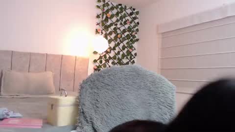 Luciana online show from 07-11-26, 04:37