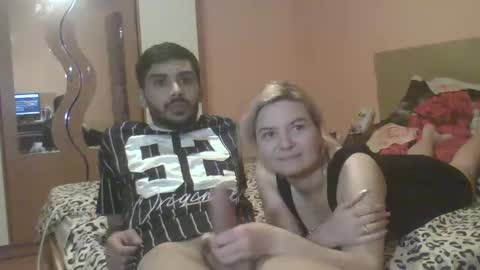 Snapshot of lucy_maxx chatting on 01-30-25, 11:45 Lucy and Maxx online show from 01-30-25, 11:45