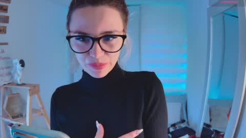 lucy online show from 12-14-24, 05:18