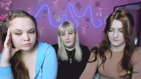 lucy online show from 04-20-26, 07:26