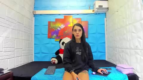 Lucy unlimit come back here  online show from 12-01-25, 01:38