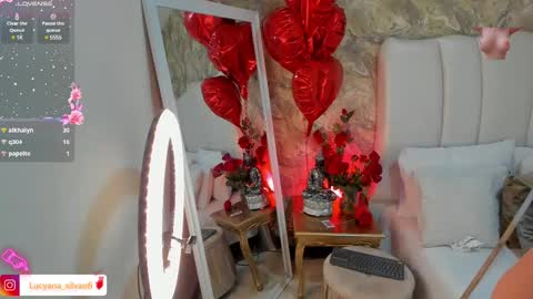 Snapshot of lucyanasilva chatting on 02-16-25, 07:05 Lucyana Silva online show from 02-16-25, 07:05