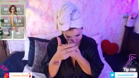Snapshot of lucyanasilva chatting on 09-24-25, 01:14 Lucyana Silva online show from 09-24-25, 01:14