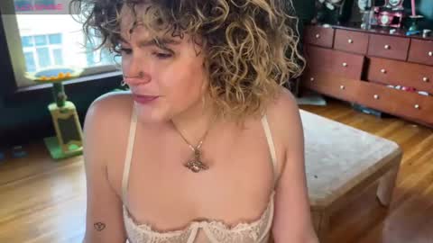 lucydreamsbaby online show from 03-05-25, 12:16