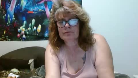 lucylling online show from 02-15-26, 12:14