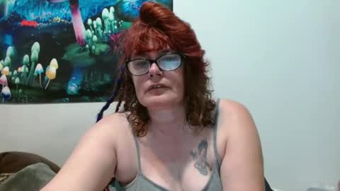 lucylling online show from 05-18-26, 02:45