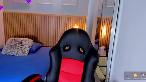 L U C Y  online show from 10-22-25, 12:27