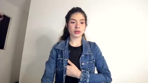 lucyportman online show from 04-16-26, 07:42