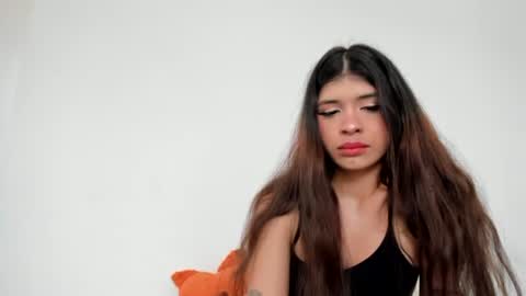 lucyportman online show from 05-01-26, 09:08