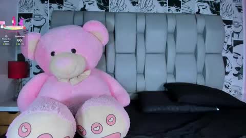 Snapshot of lucyrosse_ chatting on 12-16-25, 11:15 Lucy online show from 12-16-25, 11:15