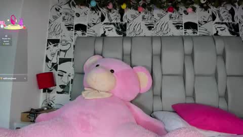 Snapshot of lucyrosse_ chatting on 01-16-26, 11:14 Lucy online show from 01-16-26, 11:14