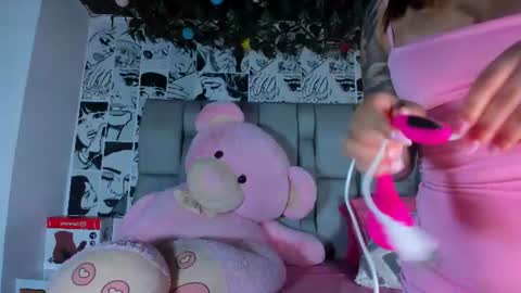 Lucy online show from 07-25-26, 11:30