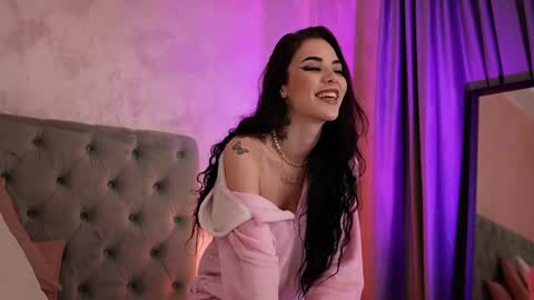 LucyWillow online show from 04-29-26, 05:55