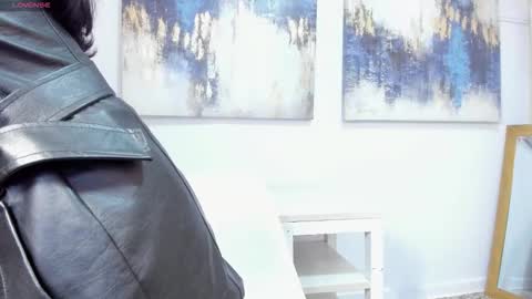 Lucy Liiu online show from 01-13-26, 12:32