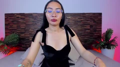Lucy Liiu online show from 06-25-26, 08:24