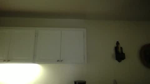 Snapshot of luh698171 chatting on 12-19-25, 10:17 Luxious online show from 12-19-25, 10:17