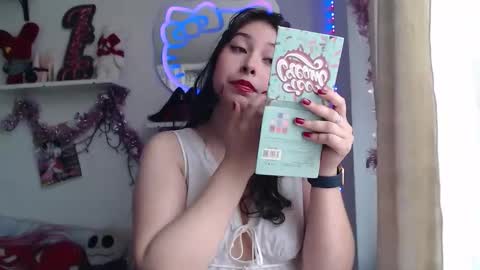 Snapshot of luhannaeverdeen chatting on 02-15-26, 04:25 Luhana online show from 02-15-26, 04:25