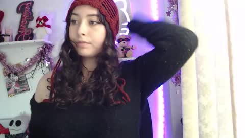 Snapshot of luhannaeverdeen chatting on 02-16-26, 10:17 Luhana online show from 02-16-26, 10:17