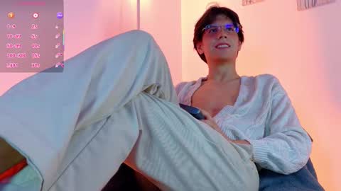 Snapshot of lui_x_dust chatting on 03-14-26, 03:56 Lui online show from 03-14-26, 03:56