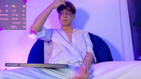 Lui online show from 04-25-26, 03:20