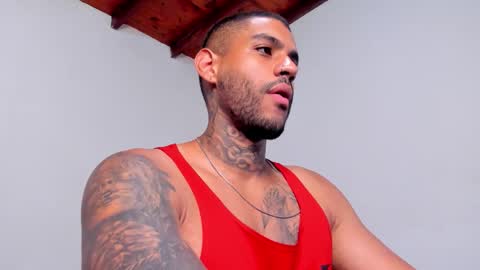 Luigi Vitale online show from 09-11-25, 02:00