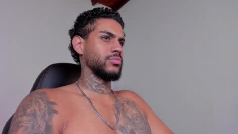 Luigi Vitale online show from 02-10-26, 01:32