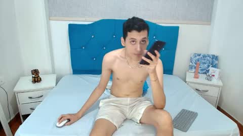 Snapshot of luigimarchetti chatting on 01-17-26, 09:07 luigimarchetti online show from 01-17-26, 09:07