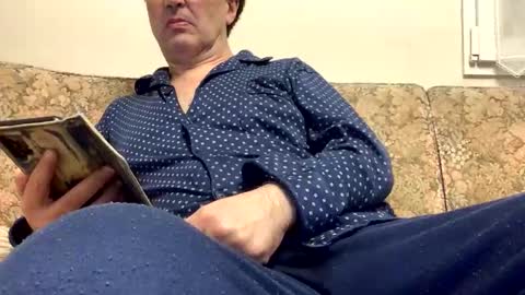 Luis online show from 05-04-26, 07:54