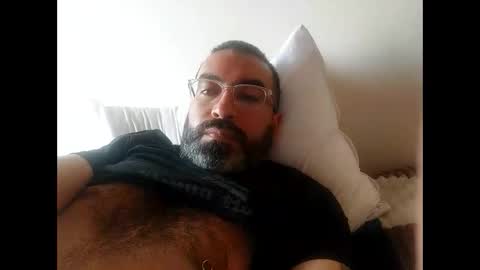 Snapshot of luis2988z chatting on 02-09-25, 07:19 Hairyman online show from 02-09-25, 07:19